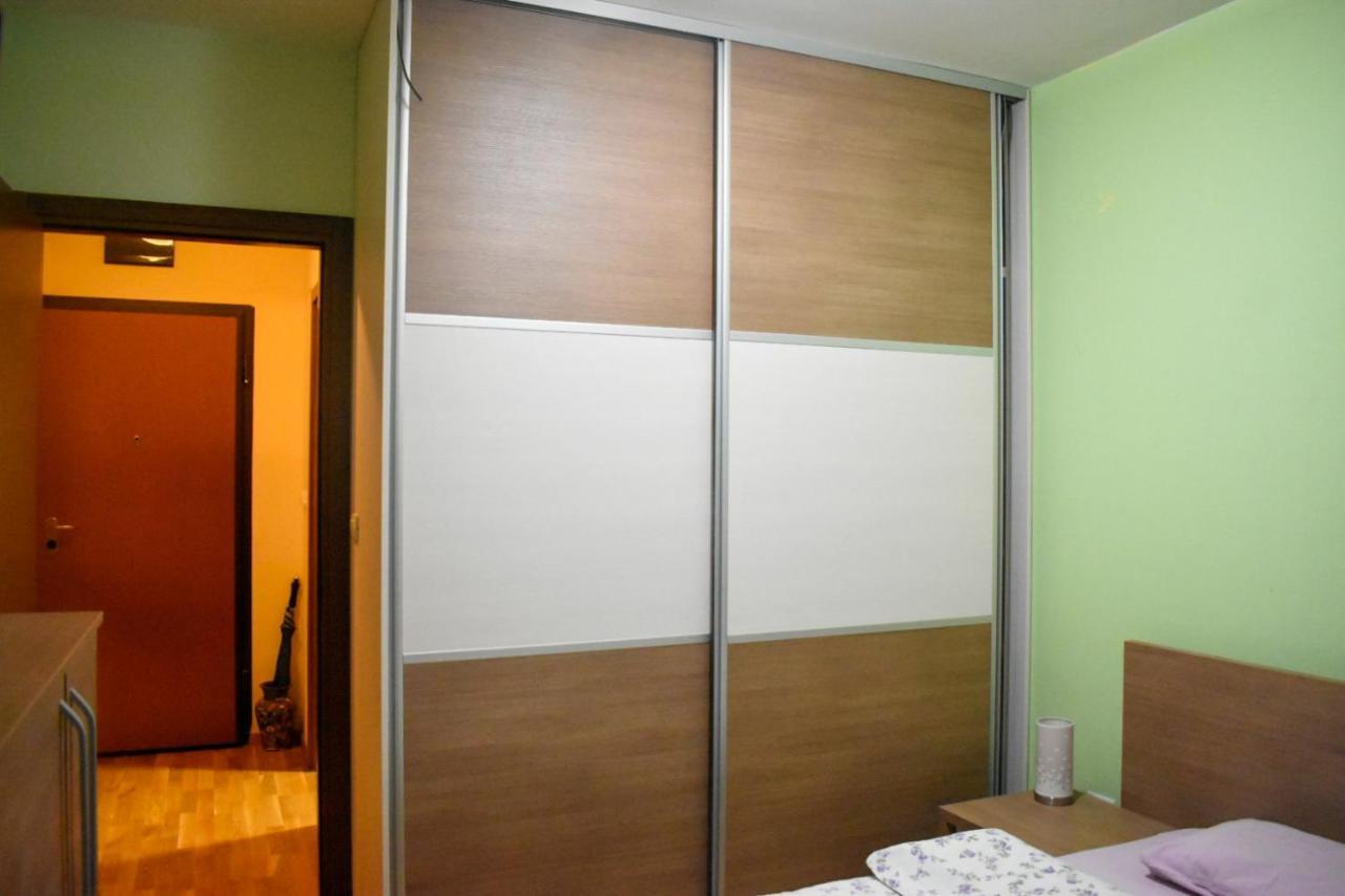 Apartman Sara 2 Podgorica Exterior foto