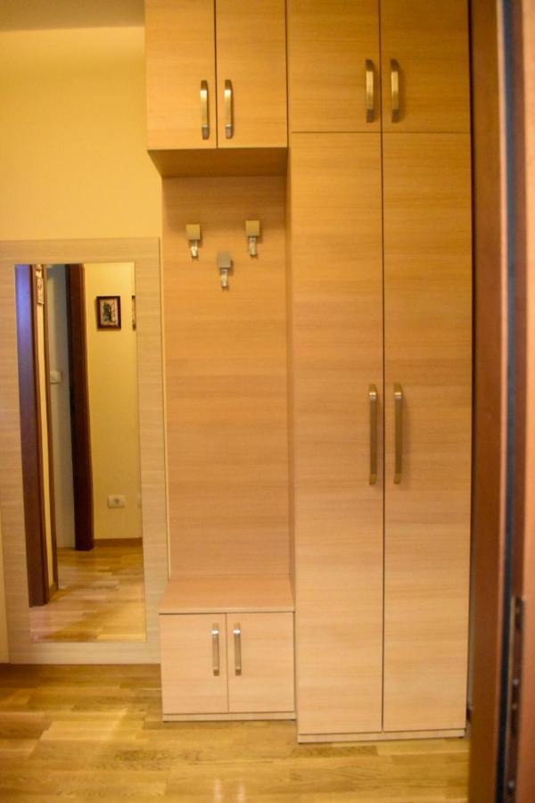 Apartman Sara 2 Podgorica Exterior foto