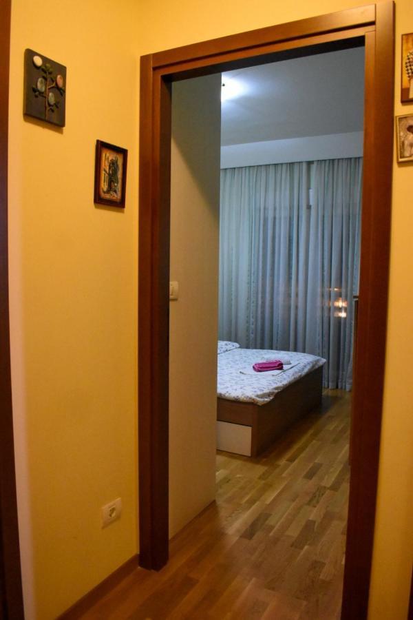 Apartman Sara 2 Podgorica Exterior foto