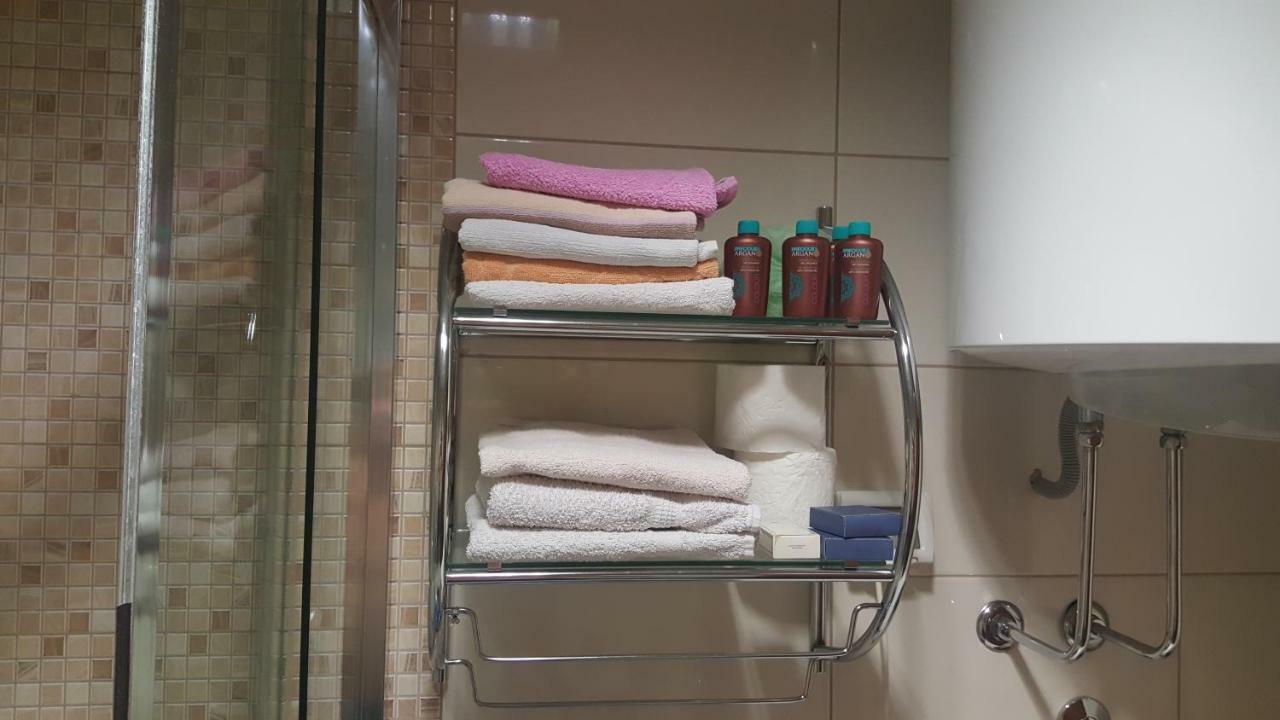 Apartman Sara 2 Podgorica Exterior foto